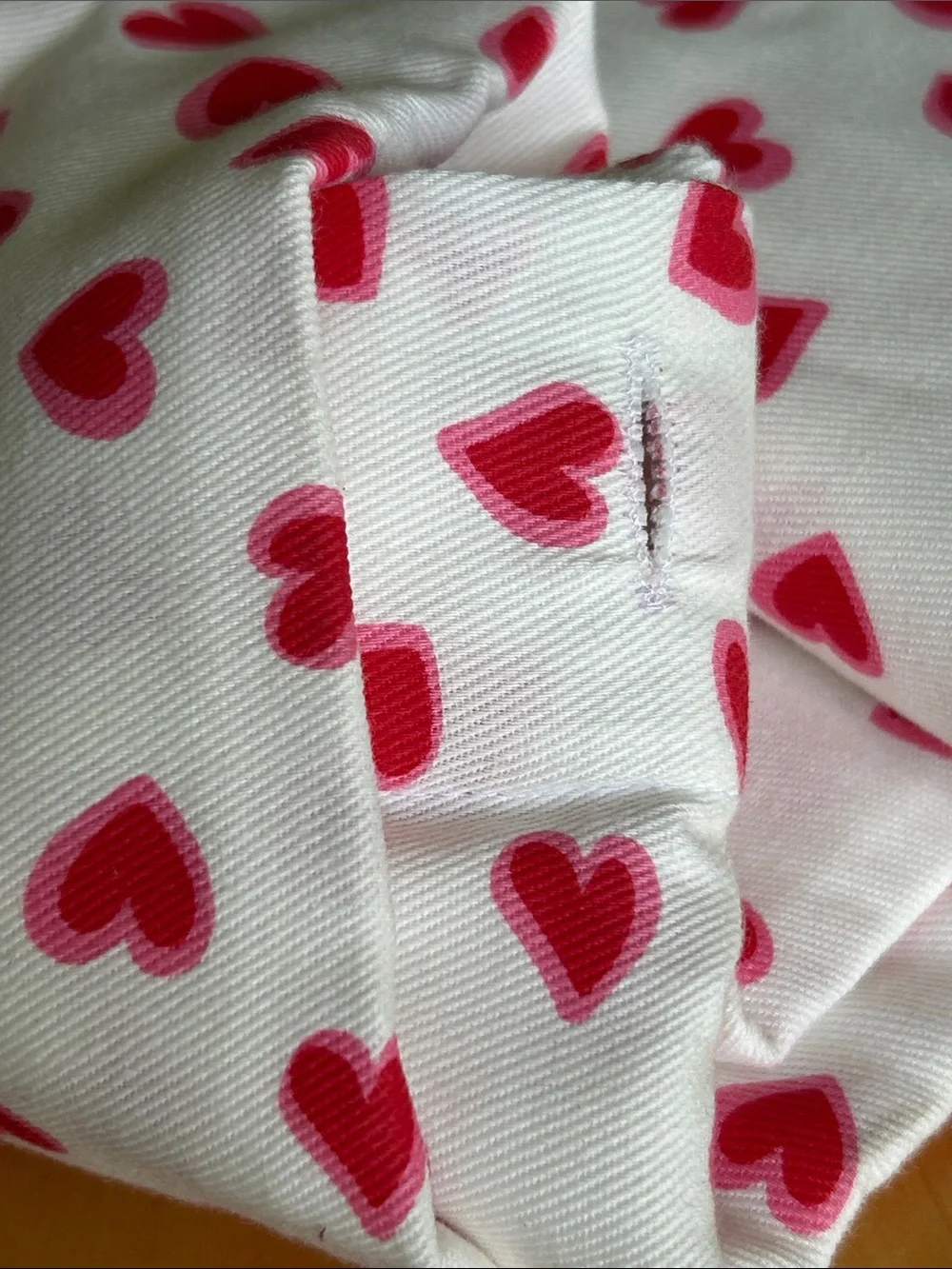 kate spade Shower Curtain “Brushstroke Hearts” NWT Red Pink Bath
